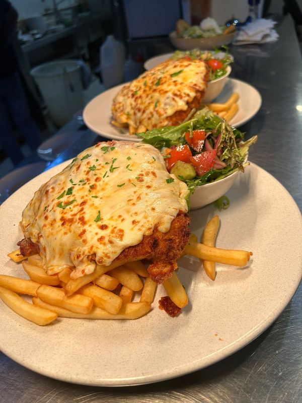 Mains at La Mensa